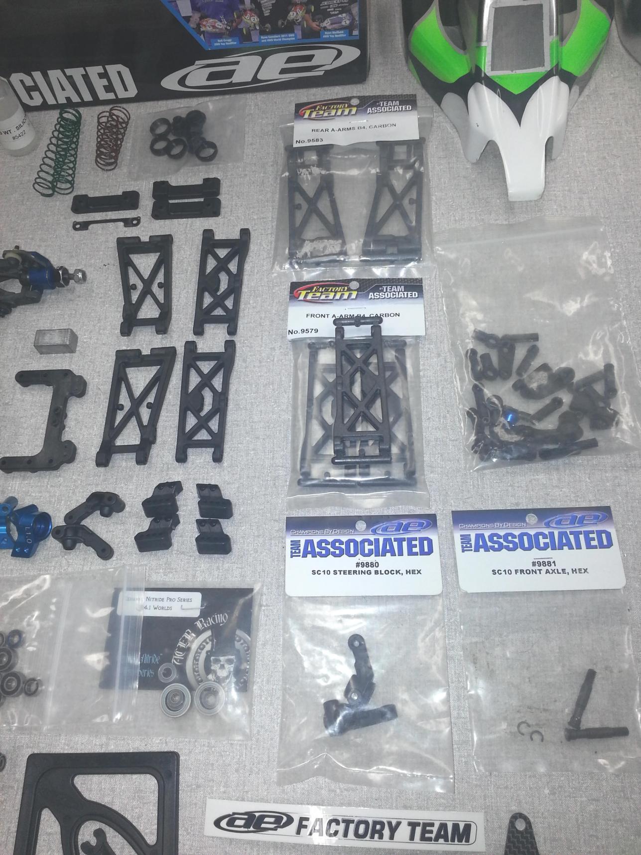 Team Associated Factory Team RC10 B4.1 Worlds with all the goodies - R