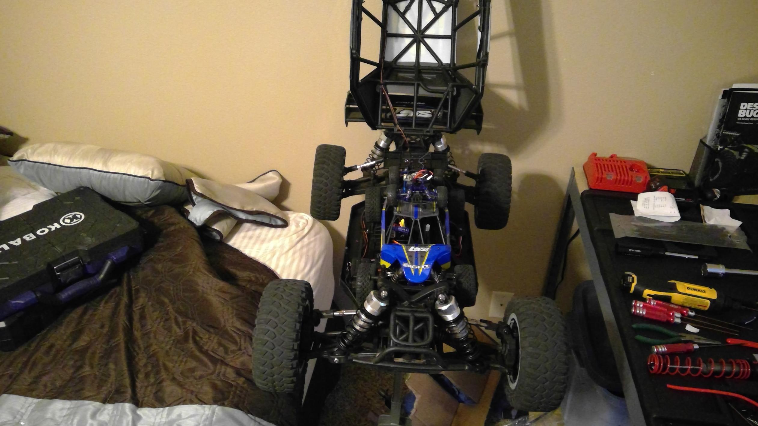 losi mini 8ight desert buggy