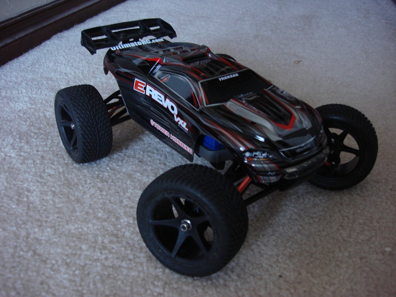Kit Montante Posteriore In Alluminio GPM Per Traxxas E-Revo 2.0 VXL – 1 Pezzo, Argento, Ricambio 8614
